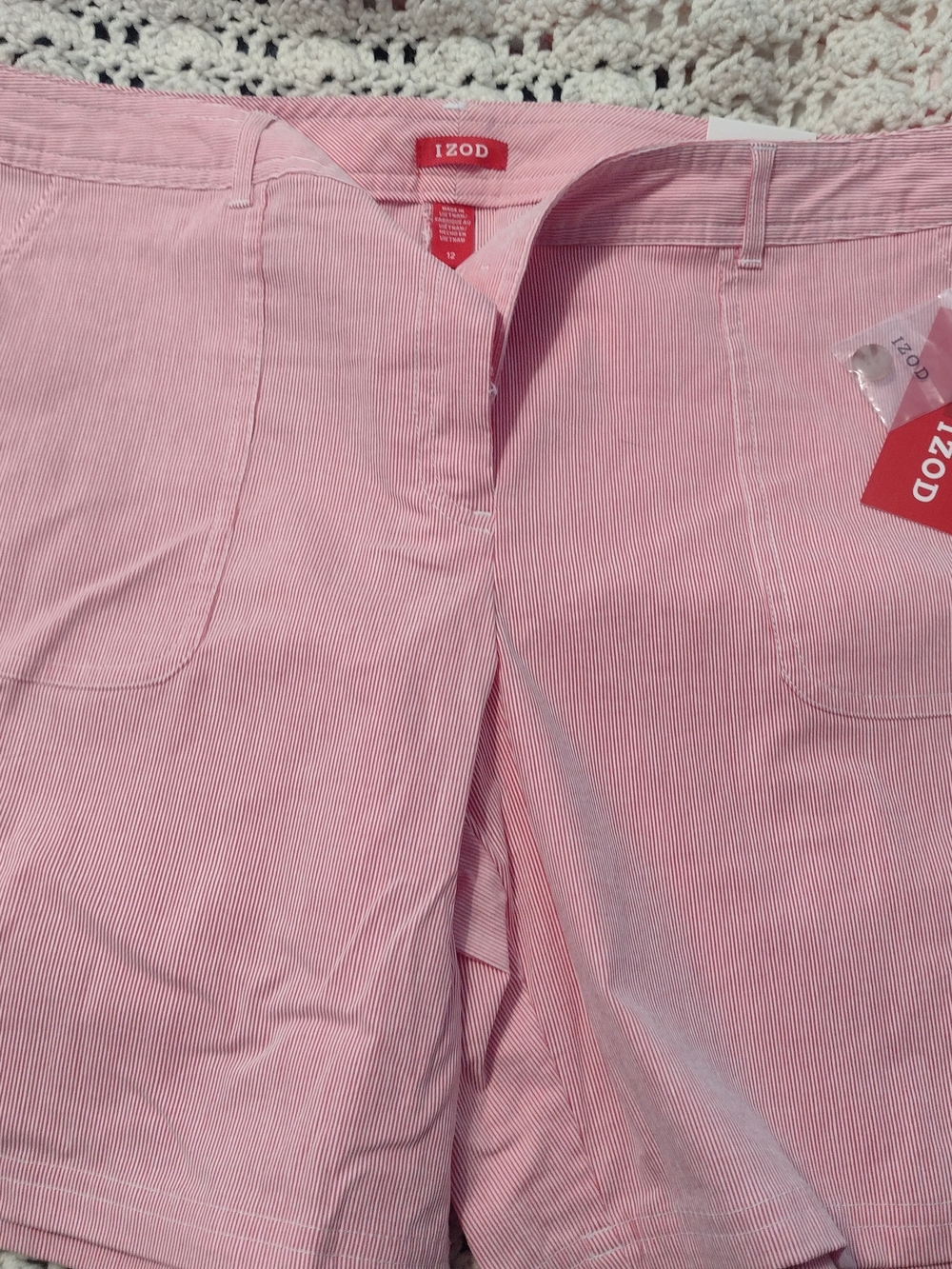IZOD Women’s Pink Seersucker Shorts